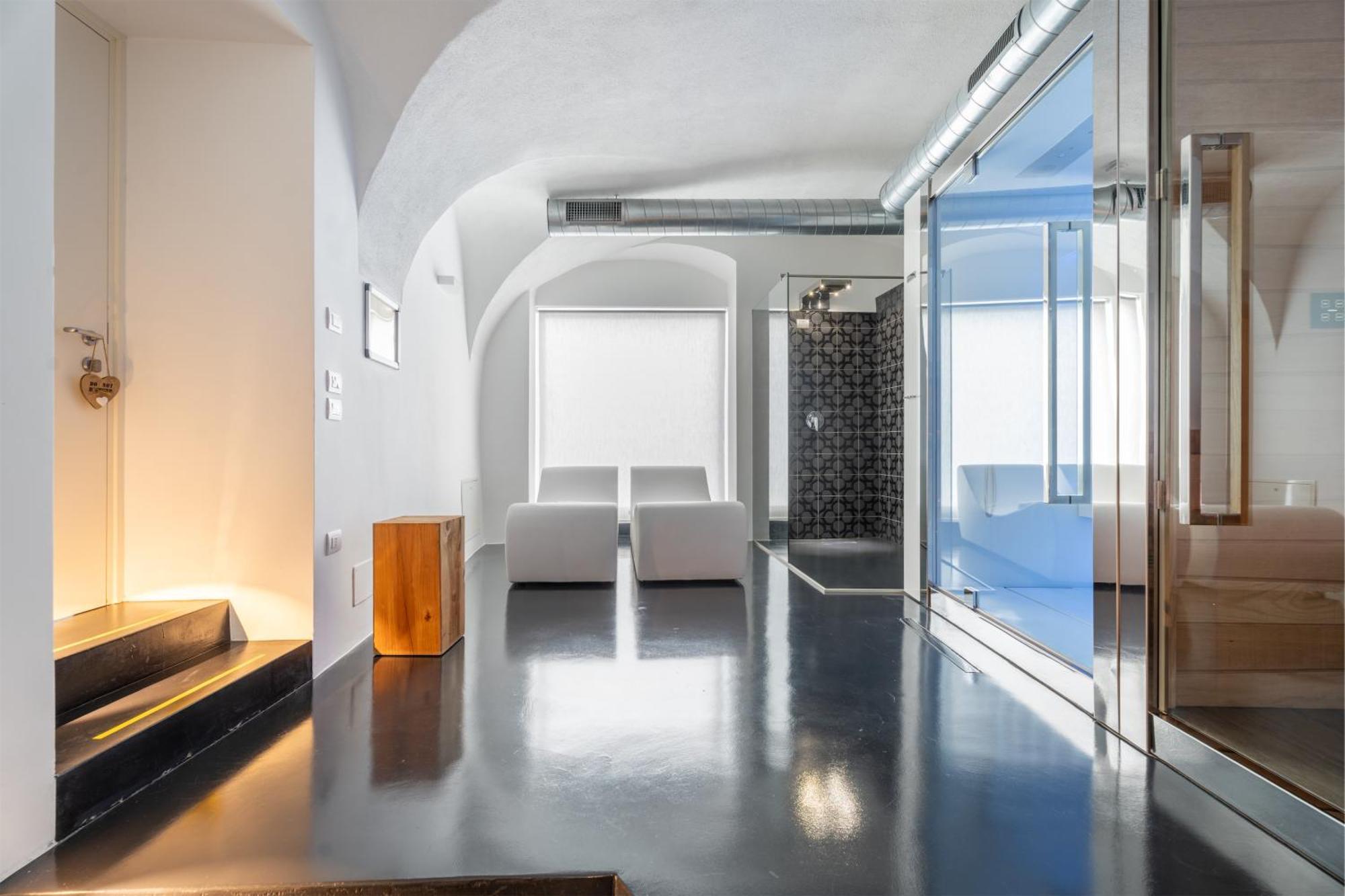 Hotel On The Rock Arco Esterno foto